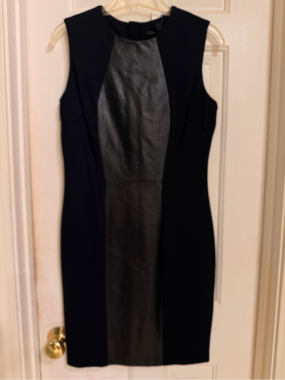 Cynthia Steffe Black Leather Panel w/ Heavy Knit Sheath Dress, Lined, Sz 6 - Picture 7 of 13
